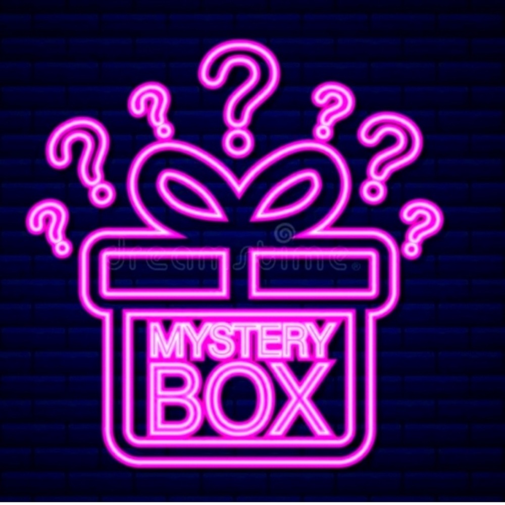 Clothes Mystery Box